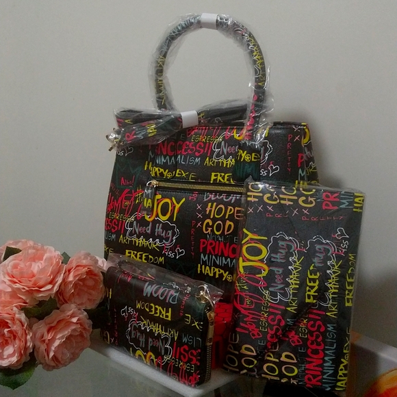 Stunning 3PC Glam Designer Graffiti Faux Togo Leather Top Handle Satchel Set - Picture 2 of 4
